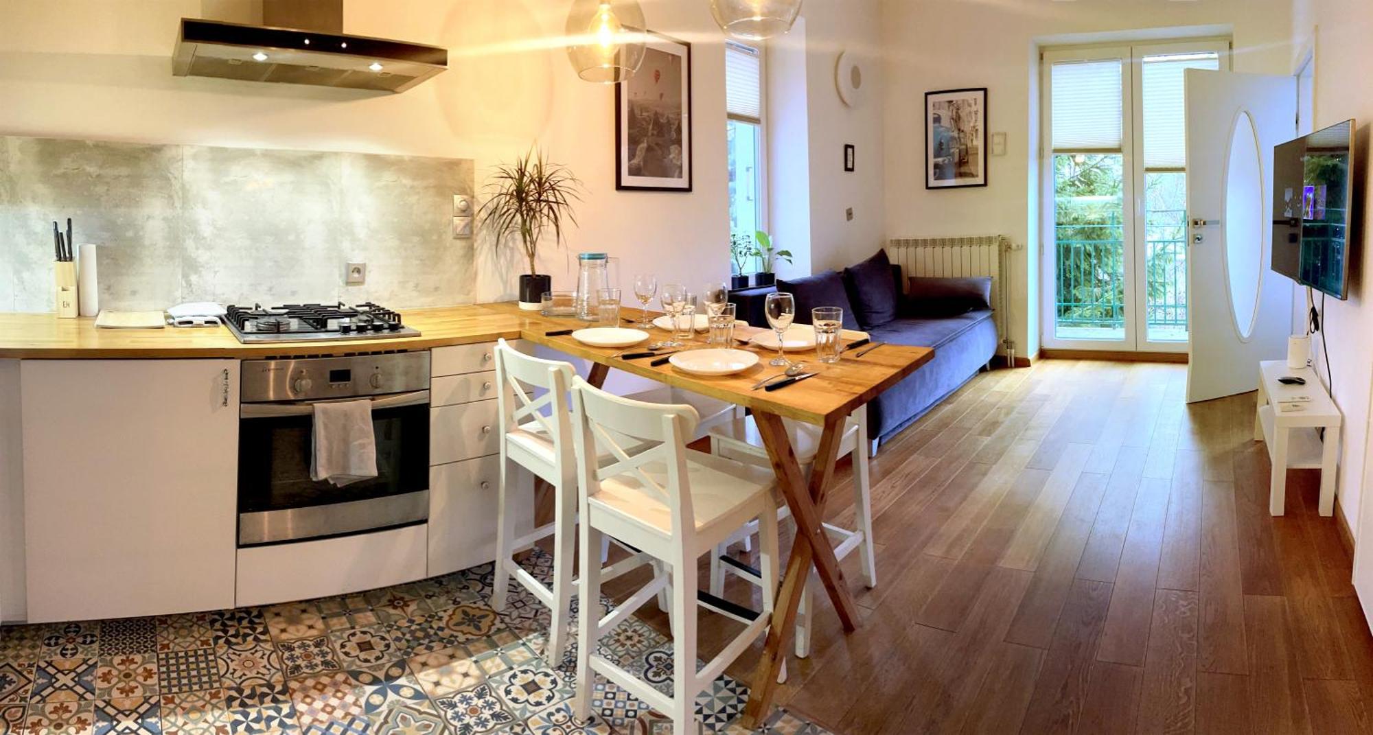 Royal Lazienki. Beautiful Apartment By The Park. วอร์ซอ ภายนอก รูปภาพ